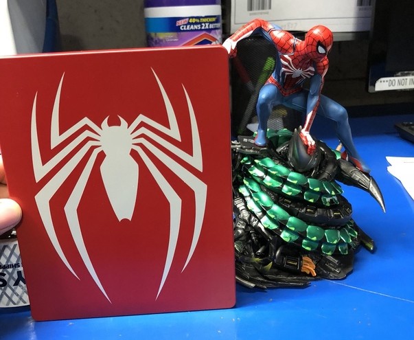 Marvel's Spider-Man Collector's Edition Statue PS4 PlayStation 4 1