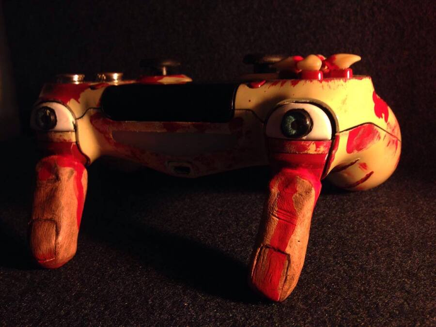 Resident Evil 7 PS4 PlayStation 4 Controller 2