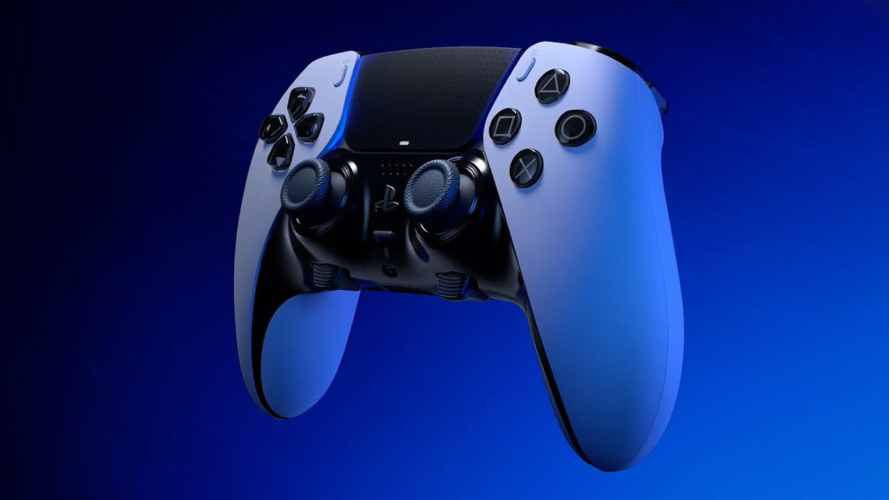 DualSense Edge Review: Sony's $200 PS5 Controller Tested vs Regular  DualSense, Scuf + More! 