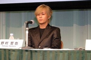 Tetsuya Nomura Makes Characters That Look Like Tetsuya Nomura.