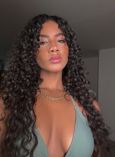 Who Is the GTA 6 Cover Girl and Is She Based on a Real Person? Guide 5