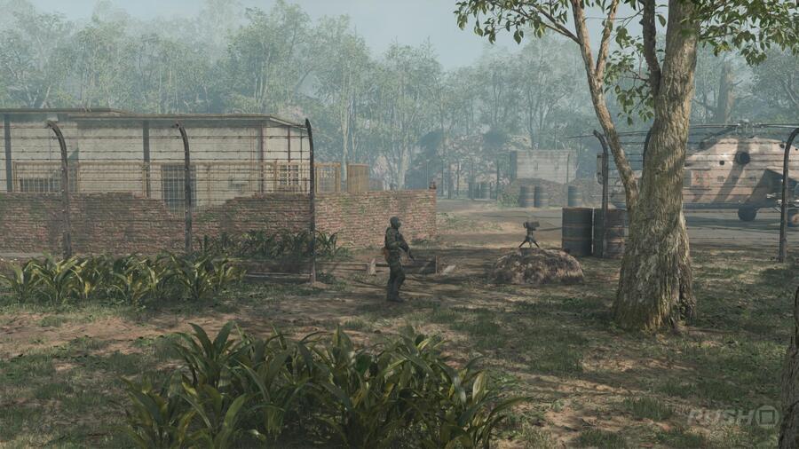 Metal Gear Solid Delta: Bolshaya Past Base Walkthrough 1