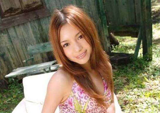 30,000 Vote For Yakuza 4 Bar Hostess, Porn Star Rio Leads