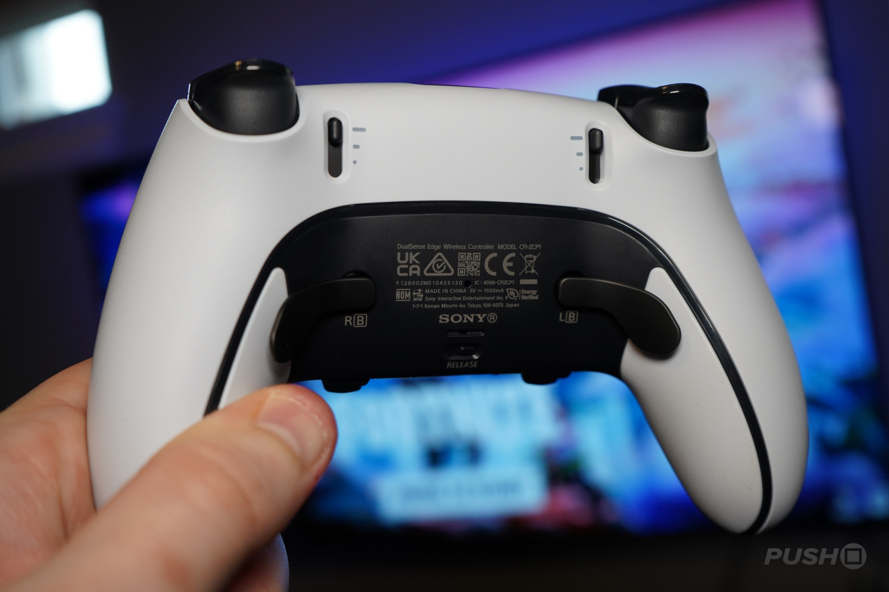 Sony PS5 DualSense Edge review: paddle up