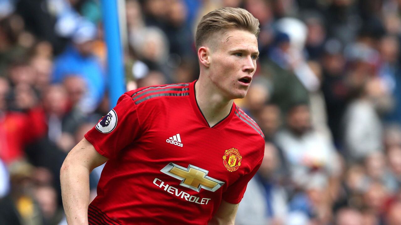 Man United’s Scott McTominay Somehow Makes it onto the Cover of PES ...