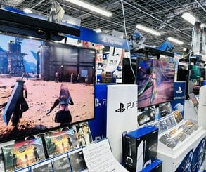 Despite Flagging Physical Software Sales, PS5's Retail Presence Is Still Strong in Japan 5