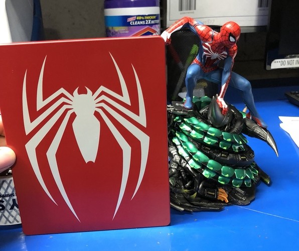 Marvel's Spider-Man Collector's Edition Statue PS4 PlayStation 4 1