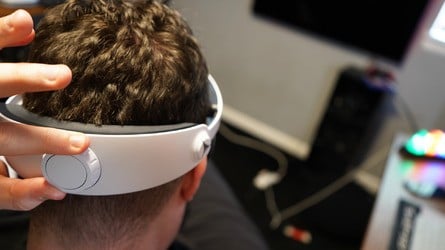 PSVR2: How to Wear the Headset Correctly and Comfortably 6