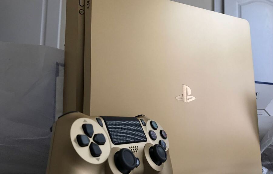 PS4 PlayStation 4 Gold 1