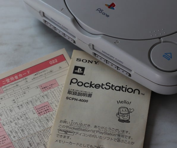 Sony PocketStation PSone Unboxing Retro 3