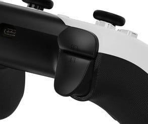 This New Xbox Controller Looks Exactly Like a PS5 Pad 3