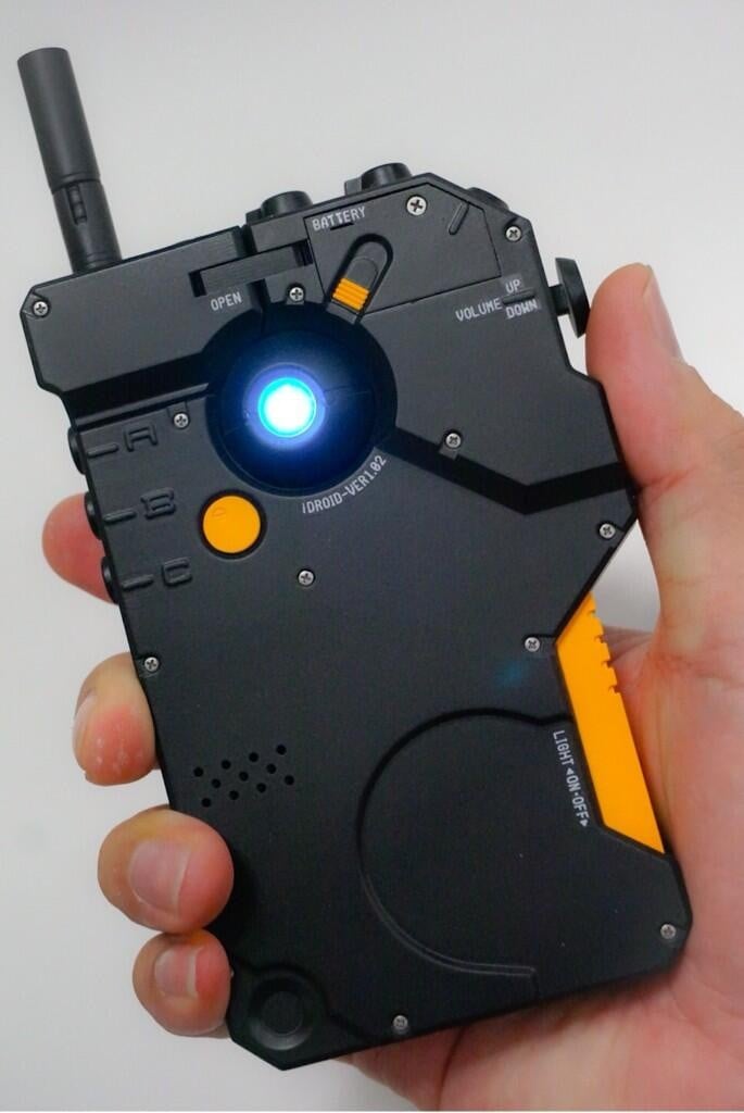 Weirdness: This Metal Gear Solid V iDroid iPhone Case Is Epically