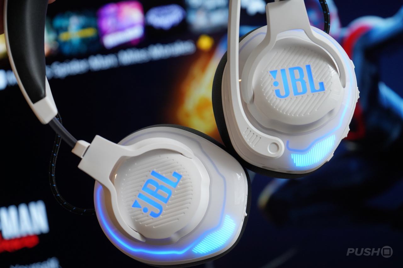 JBL Quantum 910 Wireless Gaming Headset Brand New with charger - video  gaming - by owner - electronics media sale 