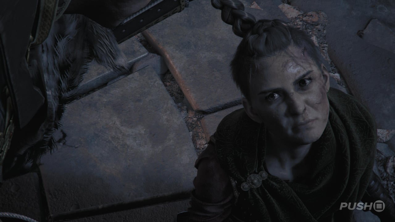 How do you help the guard in the docks in chapter 4 in A Plague Tale:  Requiem?