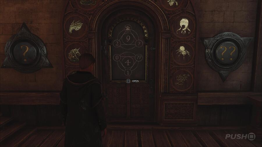 Hogwarts Legacy: How to Open Animal Symbol Doors 4