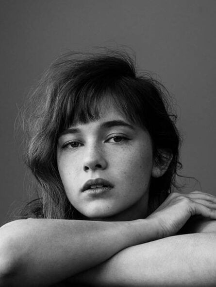 From left to right: Kit Connor, Ben Whishaw, and Cailee Spaeny.