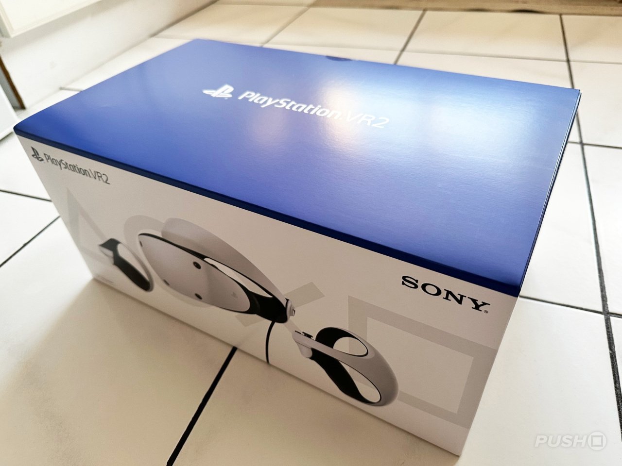 The PlayStation VR2 Unboxed – Simple And Clean