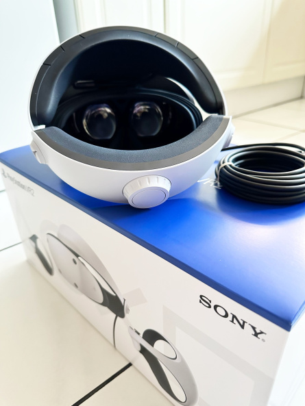 PSVR2 Unboxing Gallery PlayStation VR Sony Headset Sense Controllers 8