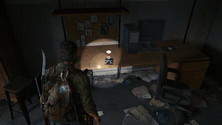 The Last of Us 1: Suburbs Walkthrough - All Collectibles: Artefacts, Firefly Pendants, Comics, Training Manuals, Workbenches, Safes, Optional Conversations