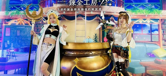 Despite not occupying all of the available space, the Taipei Game Show makes for a formidably dense event, with the more popular booths occupying crowds of up to 200 or 300 fans at a time. This can make navigation down some of the main walking lanes challenging.