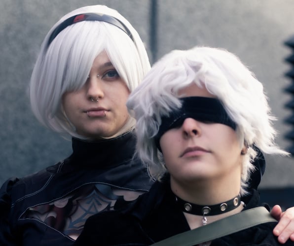 Biggieecos and Ash__cosp as 2B and 9S from Nier: Automata, photo by Ohnoitsjadephotography