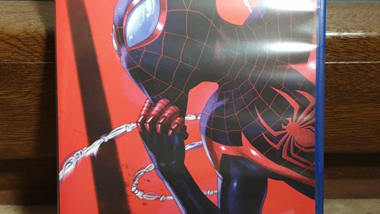 The Marvel's Spider-Man: Miles Morales Reversible Cover Is Seriously