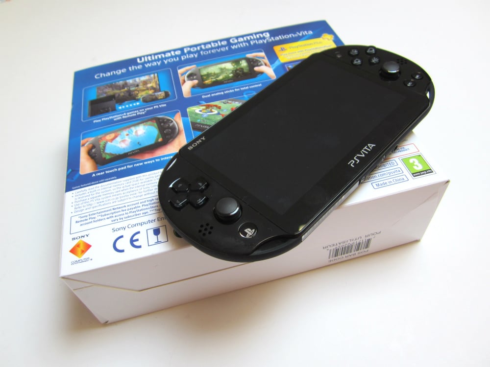 Hardware Review: PS Vita Slim - Screen if You Wanna Go..