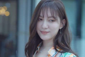 Love Is All Around Screenshot