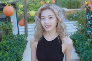 Love Is All Around Screenshot