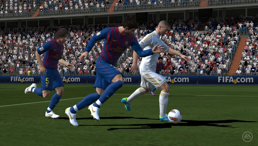 EA Sports FIFA Football Review - Screenshot 2 of 3