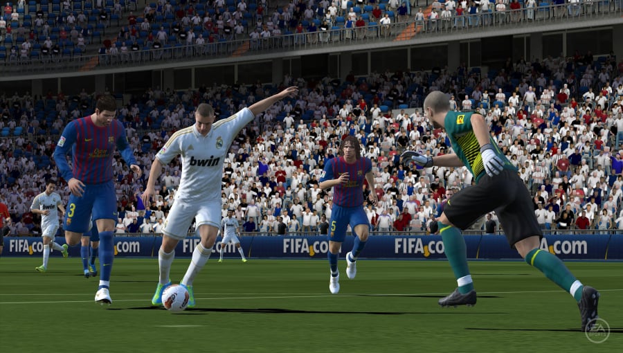 EA Sports FIFA Football Review - Screenshot 1 of 3