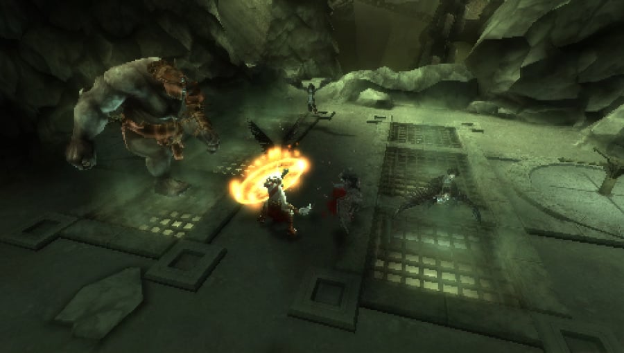 God of War: Chains of Olympus PSP Review -  