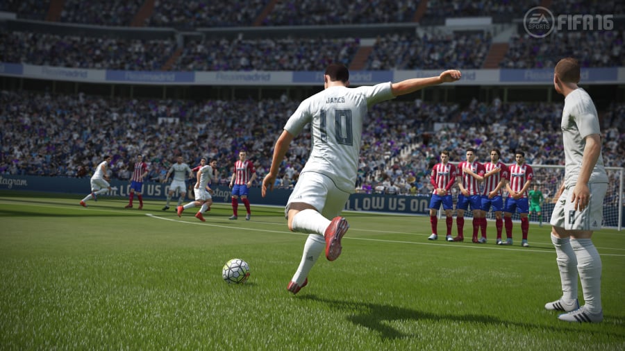FIFA 16 Review - Screenshot 1 of 7